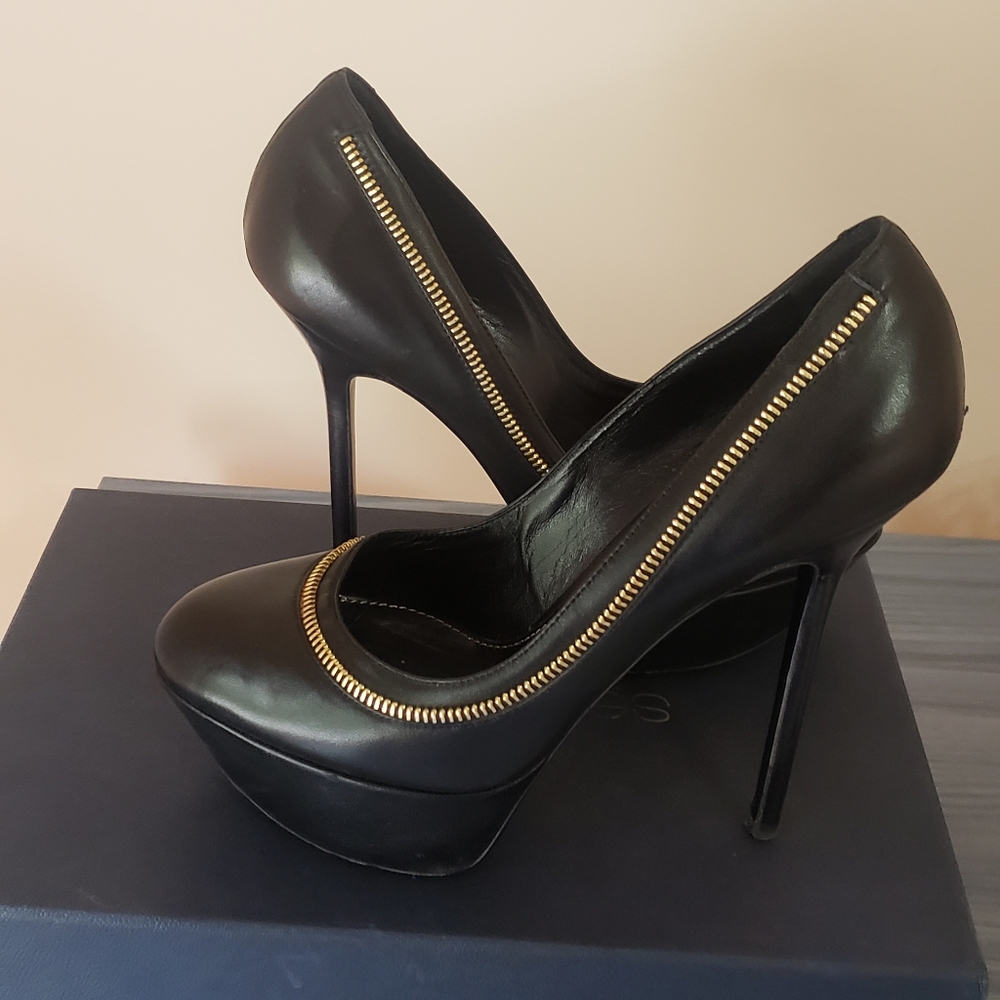 Sergio Rossi Leather Pumps